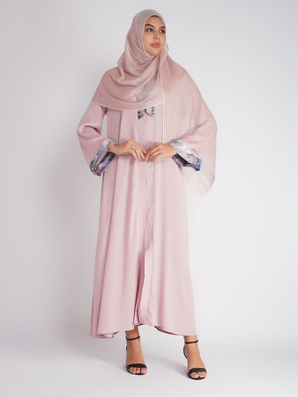 Classic Abaya with Elastic Sleeves