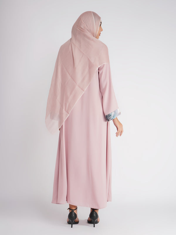 Classic Abaya with Elastic Sleeves