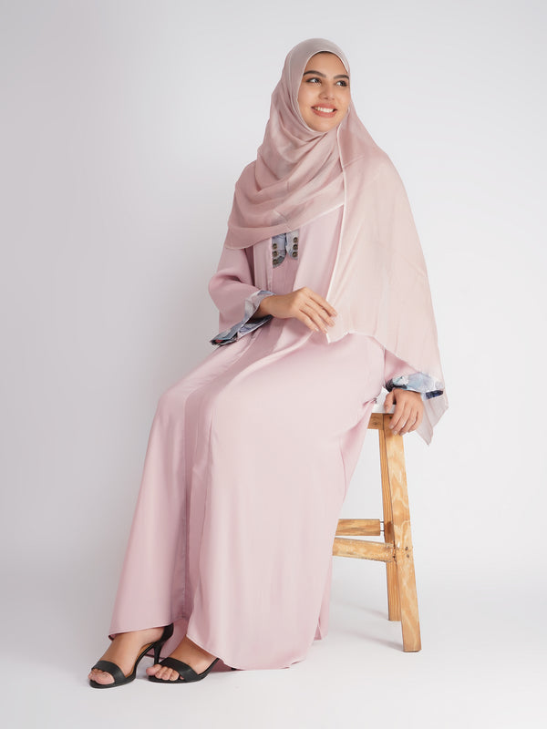 Classic Abaya with Elastic Sleeves