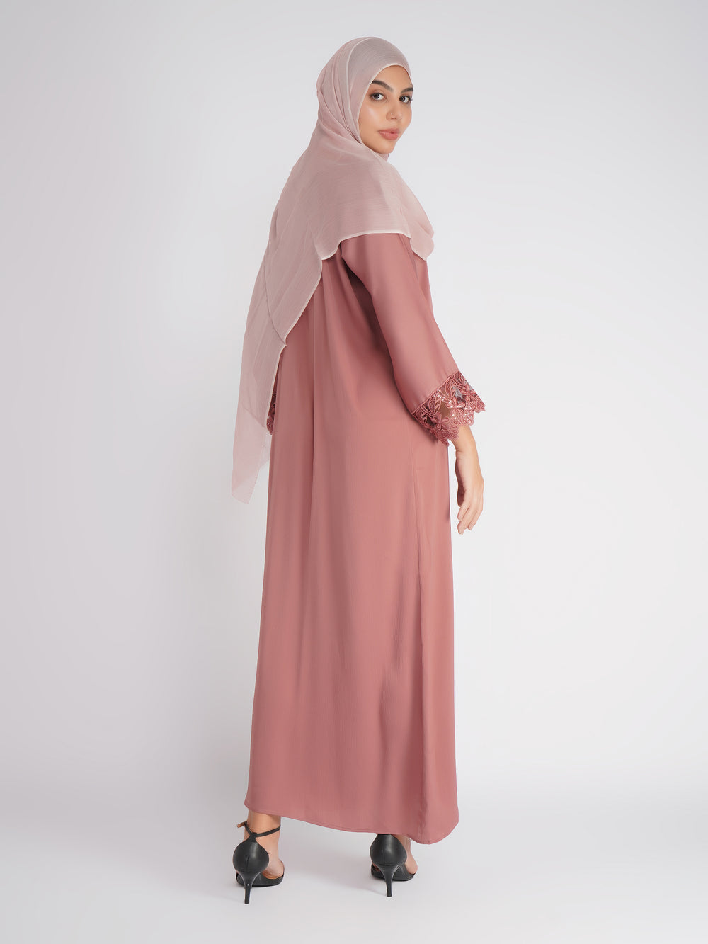 Abaya 18