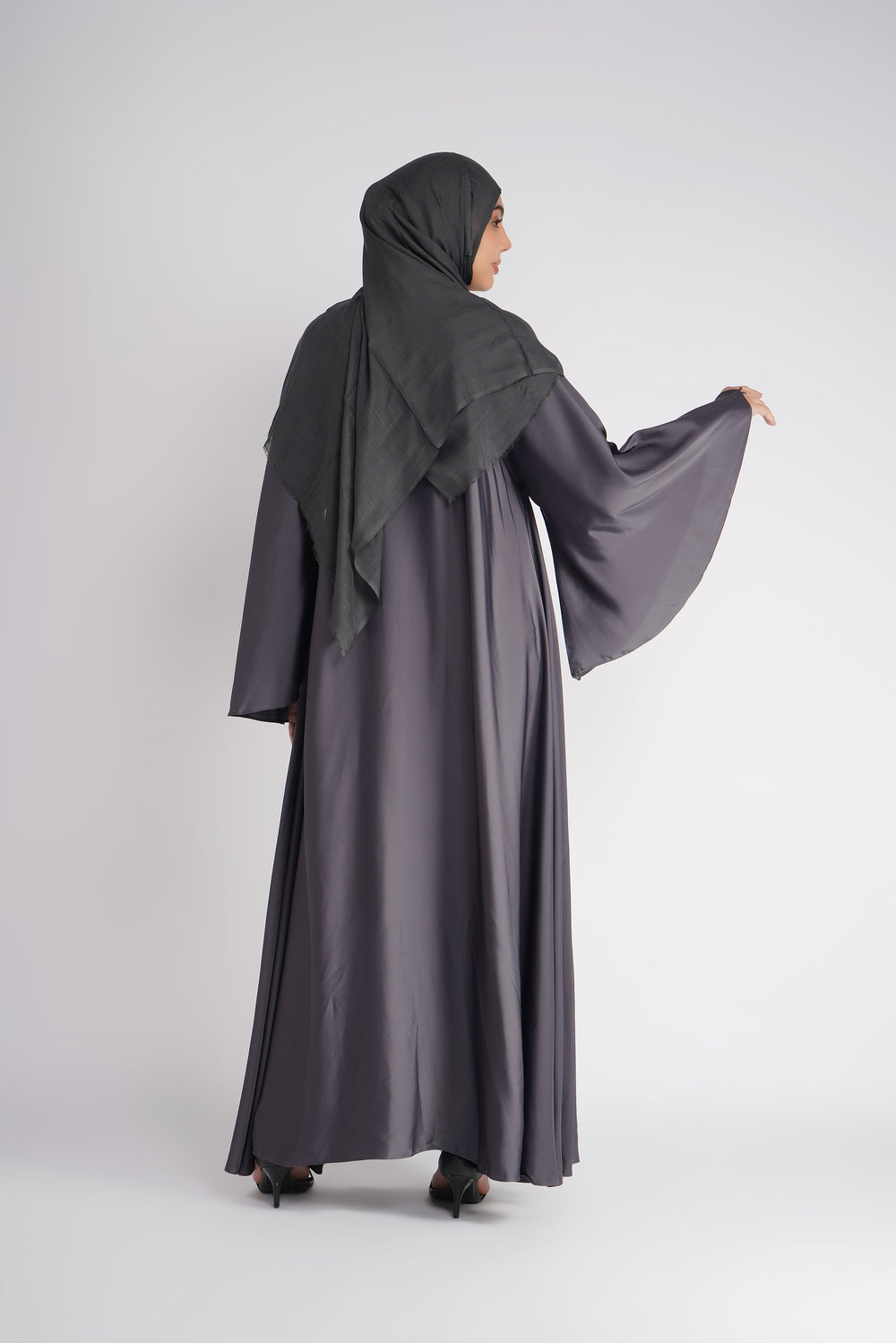 Abaya 25